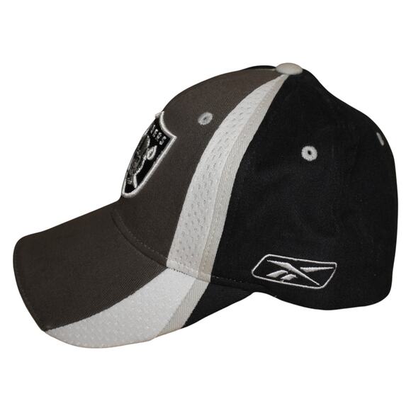 Reebok NFL EQUIPMENT Oakland Raiders Fitted Hat Cap Mesh Side Panels Black Grey - Picture 4 of 6